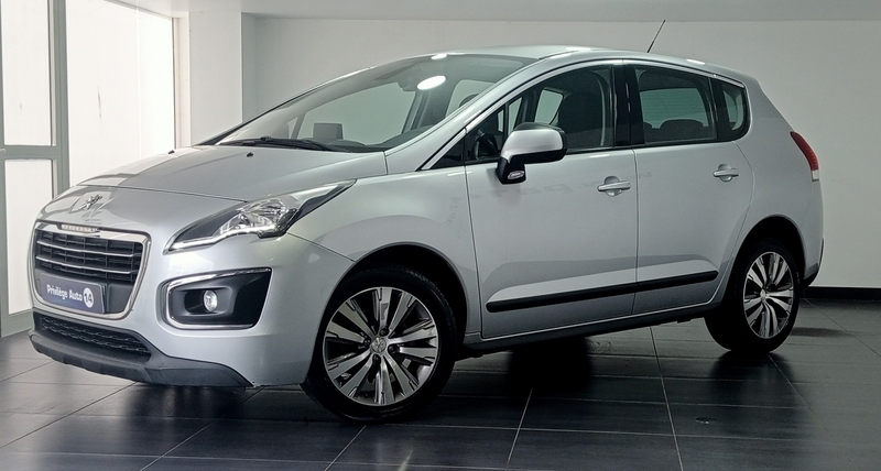 PEUGEOT 3008 1.6 HDI 115 ACTIVE  TBE